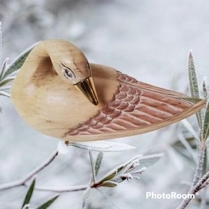 Wood Carved and painted large Goose Preening Duck figurine 15"